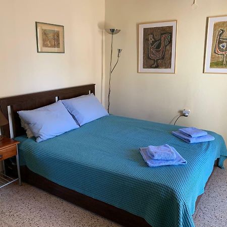 Cozy One-Bedroom Apartment In Halepa, Chania Chrissi Akti Chania Exterior foto